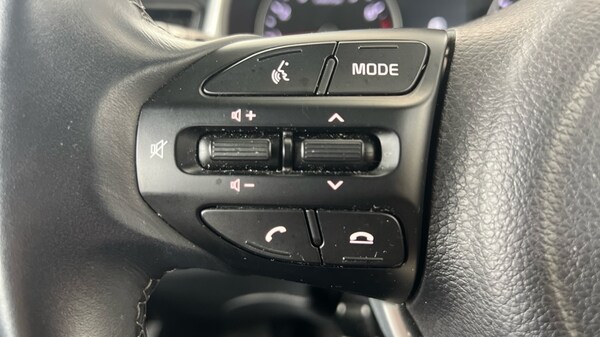 Used Kia Stonic 2023 for sale - 76007764: Photo 12