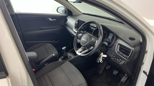 Used Kia Stonic 2023 for sale - 76007764: Photo 22