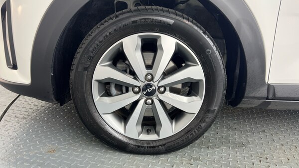 Used Kia Stonic 2023 for sale - 76007764: Photo 26