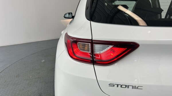 Used Kia Stonic 2023 for sale - 76007764: Photo 28