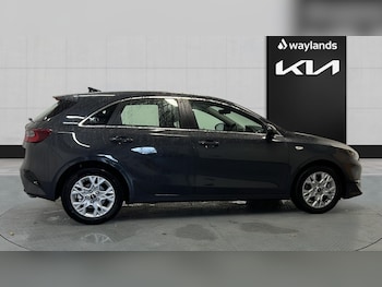 Used Kia Ceed 2025 for sale - 76519323: Photo