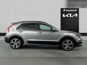 Used Kia Niro 2023 for sale - 77360595: Photo