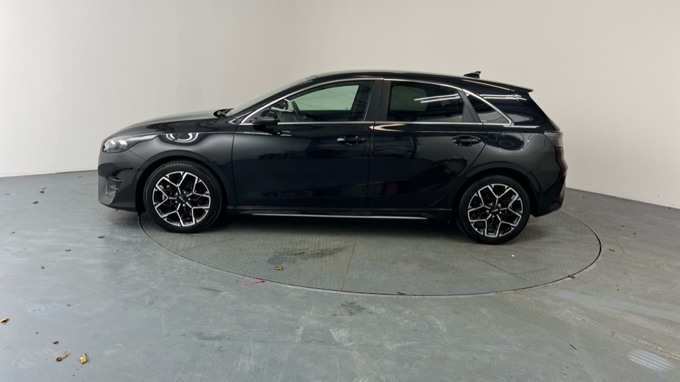 Used Kia Ceed 2025 for sale - 77269309: Photo 40