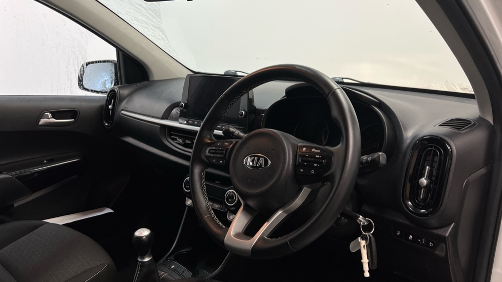 Used Kia Picanto 2021 for sale - 76872739: Photo 23