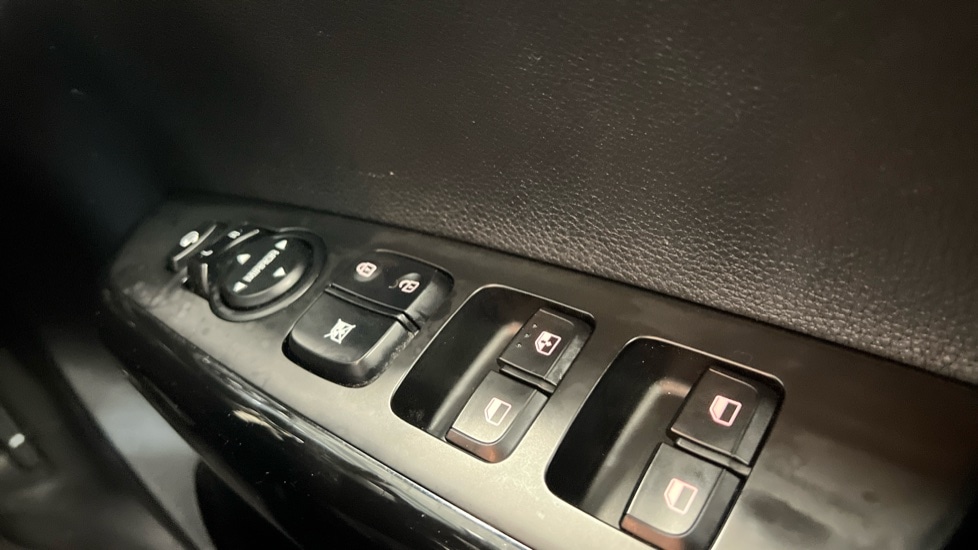 Used Kia Picanto 2021 for sale - 76872739: Photo 26