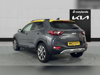 Used Kia Stonic 2023 for sale - 78762067: Photo