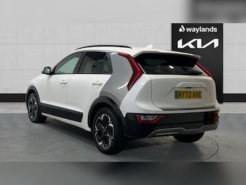 Used Kia Niro 2022 for sale - 76154853: Photo 2