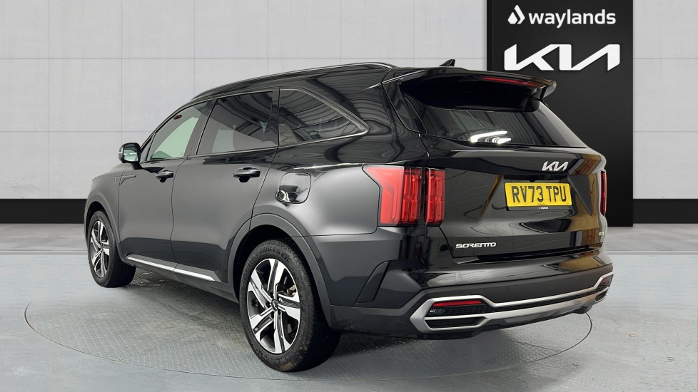 Used Kia Sorento 2023 for sale - 76942922: Photo 2
