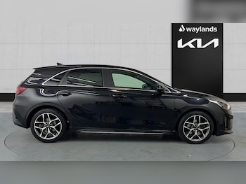 Used Kia Ceed 2021 for sale - 75534212: Photo