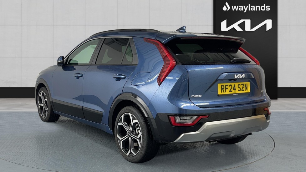 Used Kia Niro 2024 for sale - 76869237: Photo 2