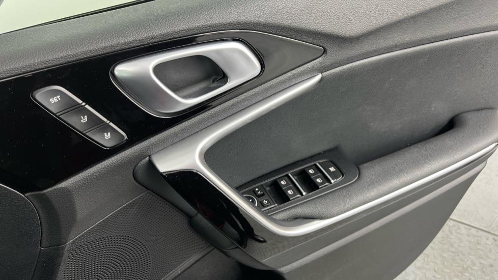 Used Kia XCeed 2023 for sale - 76871859: Photo 17