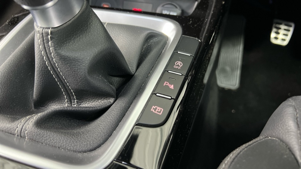 Used Kia XCeed 2023 for sale - 76871859: Photo 38