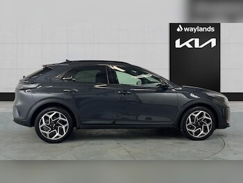 Used Kia XCeed 2025 for sale - 77300488: Photo