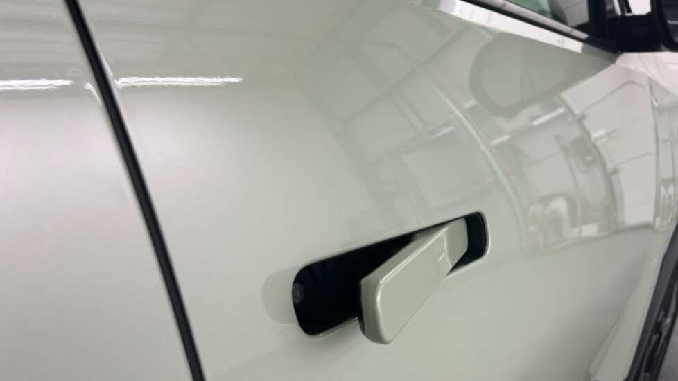 Used Kia EV3 2025 for sale - 77927399: Photo 26