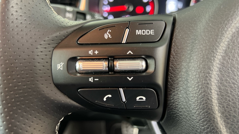 Used Kia Stonic 2023 for sale - 77893966: Photo 13