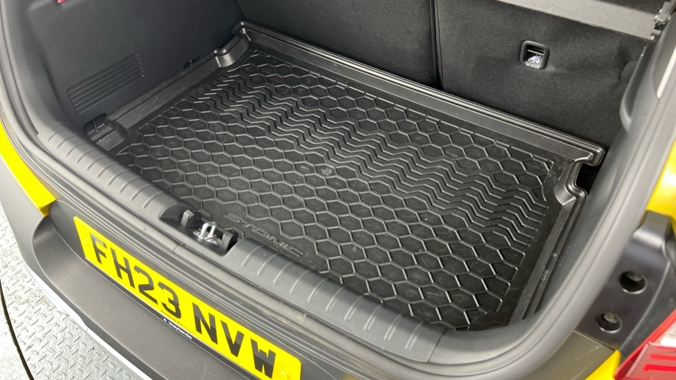 Used Kia Stonic 2023 for sale - 77893966: Photo 27