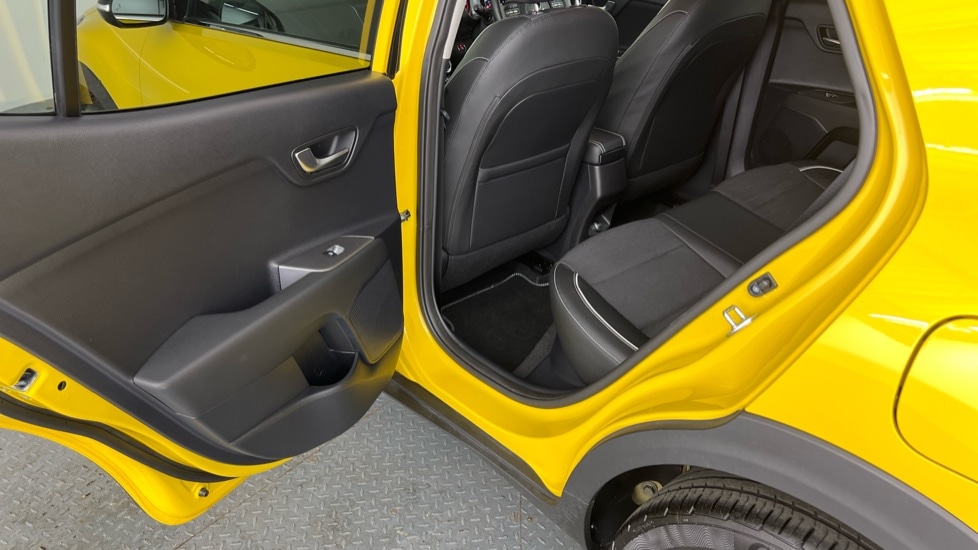 Used Kia Stonic 2023 for sale - 77893966: Photo 28