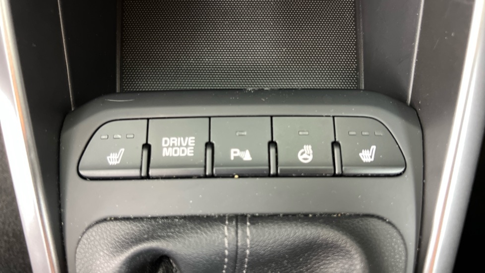 Used Kia Stonic 2023 for sale - 77893966: Photo 36