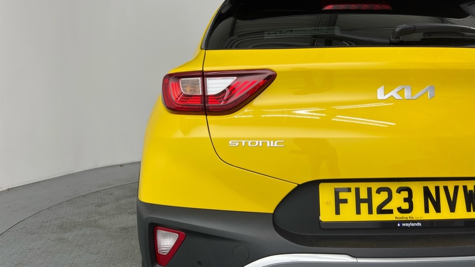 Used Kia Stonic 2023 for sale - 77893966: Photo 48