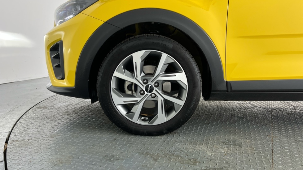 Used Kia Stonic 2023 for sale - 77893966: Photo 53