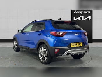 Used Kia Stonic 2024 for sale - 79627825: Photo
