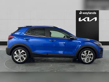 Used Kia Stonic 2024 for sale - 79627825: Photo