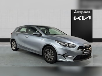 Used Kia Ceed 2025 for sale - 77480210: Photo