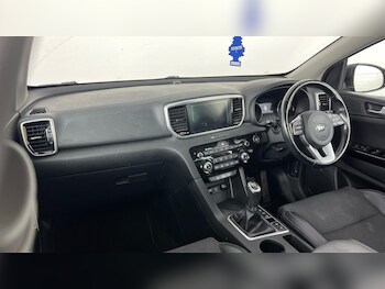 Used Kia Sportage 2018 for sale - 76519317: Photo