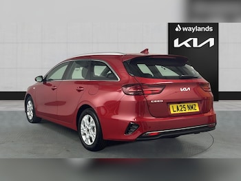 Used Kia Ceed 2025 for sale - 79217122: Photo
