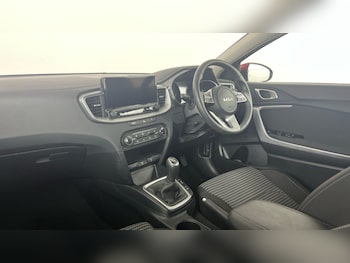 Used Kia Ceed 2025 for sale - 79217122: Photo