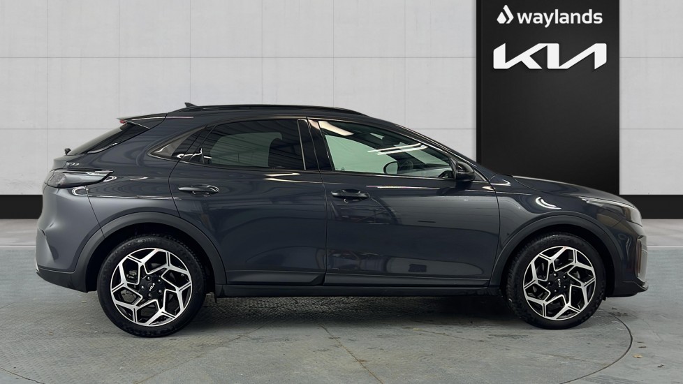 Used Kia XCeed 2025 for sale - 77786070: Photo 4