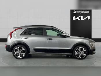 Used Kia Niro 2024 for sale - 79705069: Photo