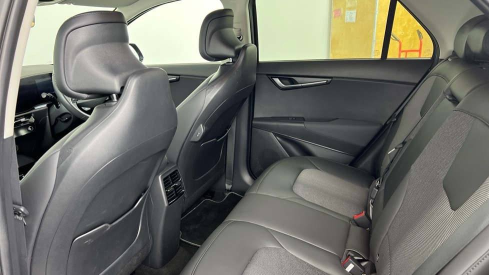 Used Kia Niro 2023 for sale - 77232112: Photo 10