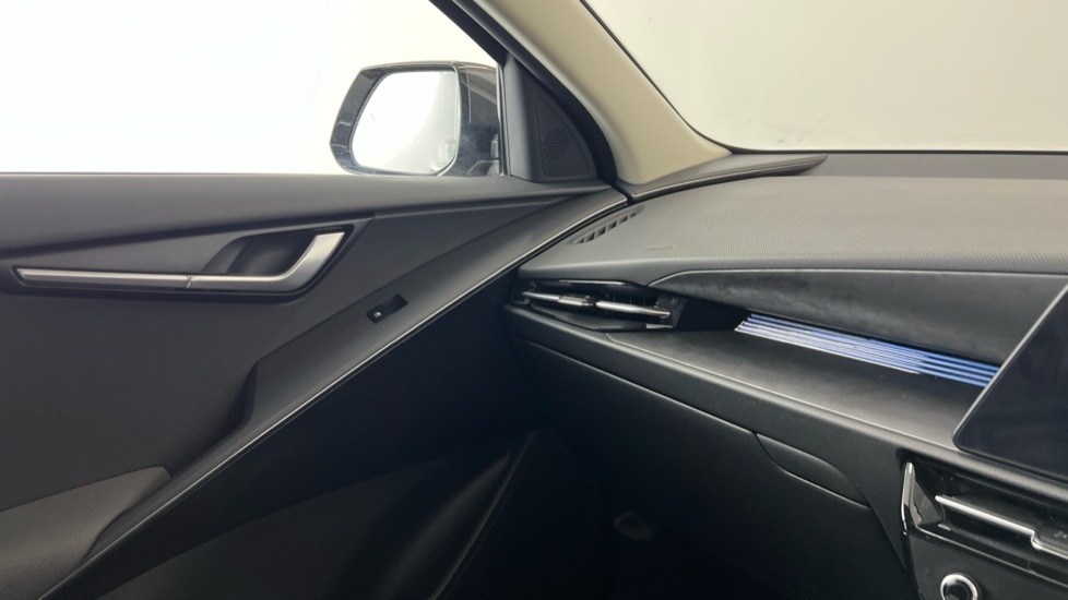 Used Kia Niro 2023 for sale - 77232112: Photo 25
