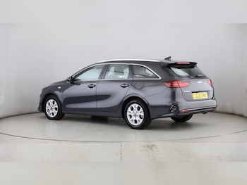 Used Kia Ceed 2025 for sale - 76519394: Photo