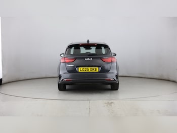 Used Kia Ceed 2025 for sale - 76519394: Photo