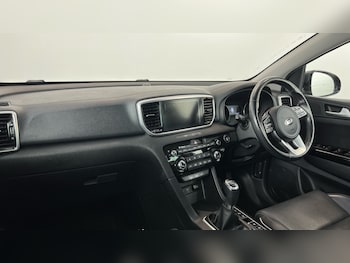 Used Kia Sportage 2020 for sale - 77685734: Photo