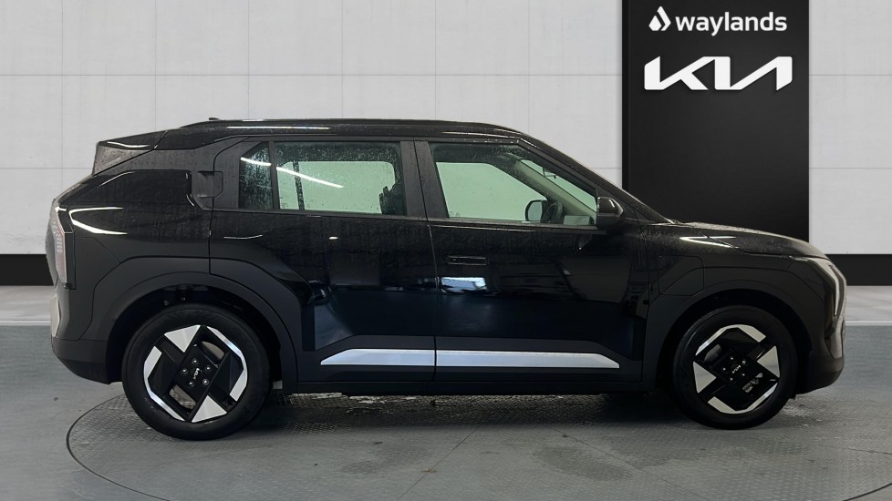 Used Kia EV3 2025 for sale - 76873120: Photo 4