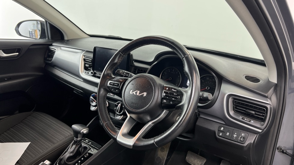 Used Kia Stonic 2022 for sale - 77178071: Photo 21