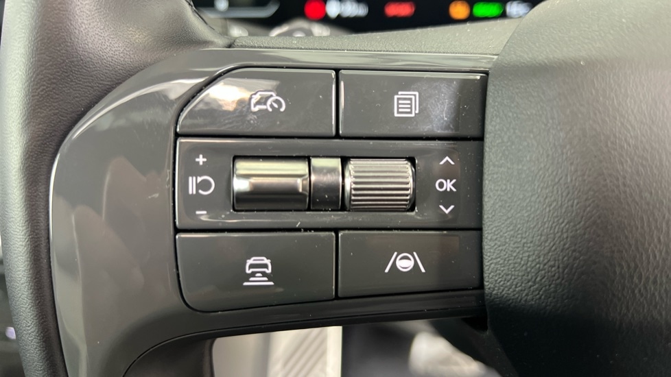 Used Kia EV9 2024 for sale - 76062302: Photo 12