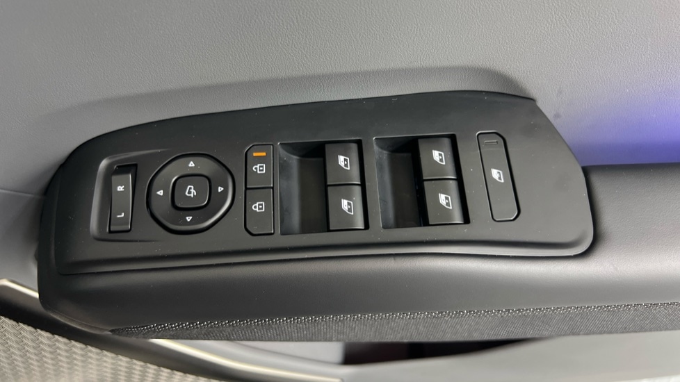 Used Kia EV9 2024 for sale - 76062302: Photo 18