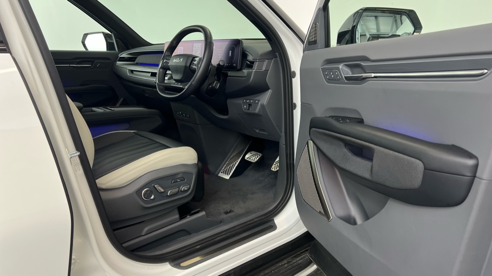 Used Kia EV9 2024 for sale - 76062302: Photo 22