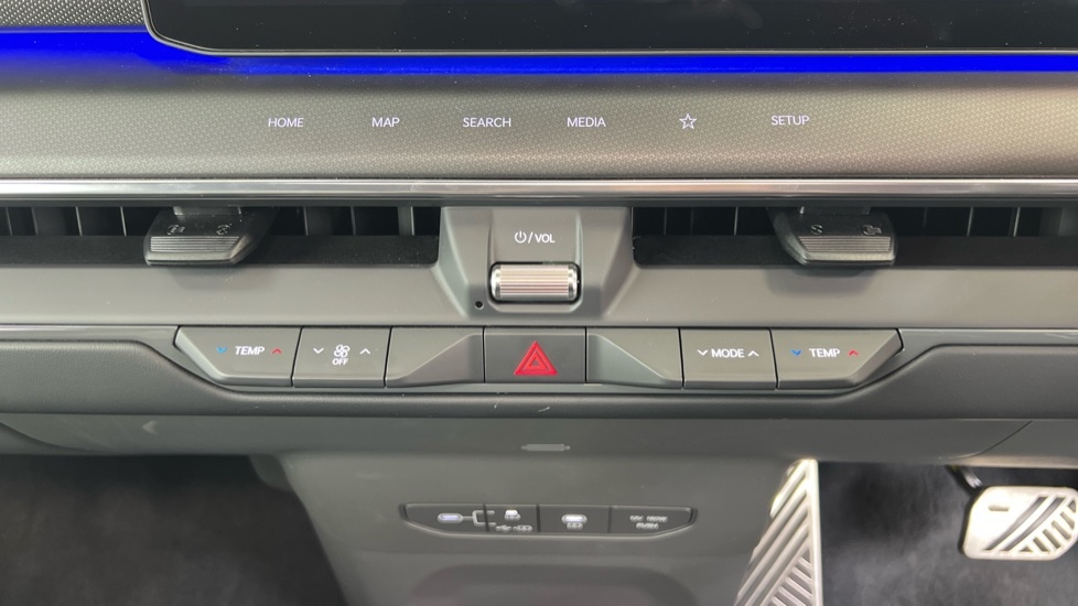 Used Kia EV9 2024 for sale - 76062302: Photo 32