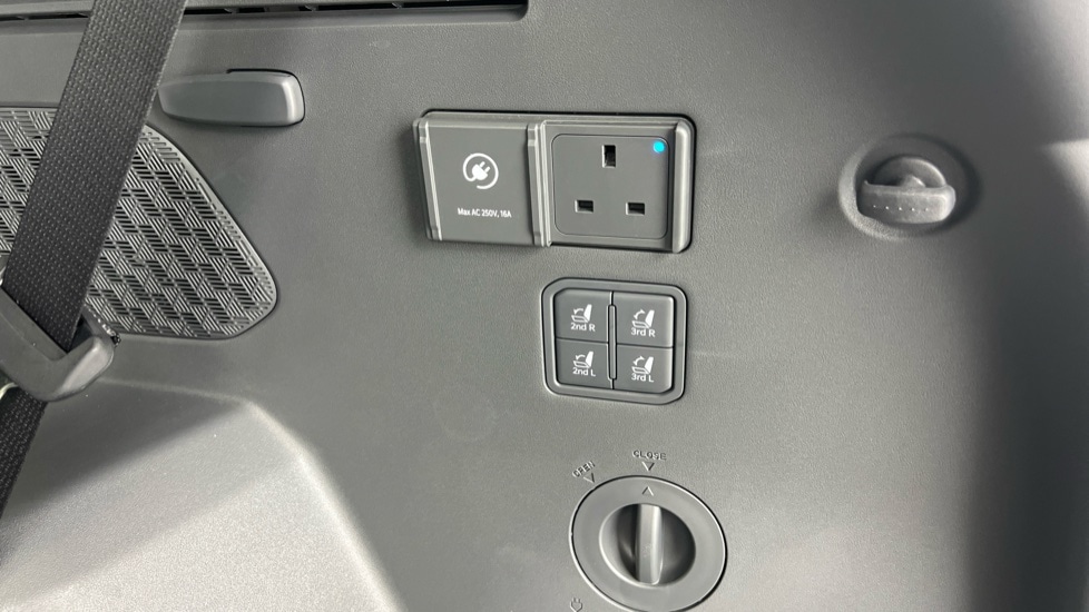Used Kia EV9 2024 for sale - 76062302: Photo 54