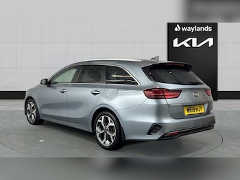 Used Kia Ceed 2019 for sale - 77600350: Photo