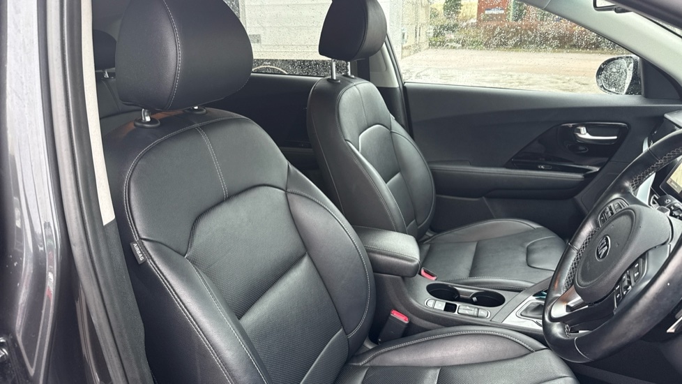 Used Kia Niro 2021 for sale - 77702756: Photo 26