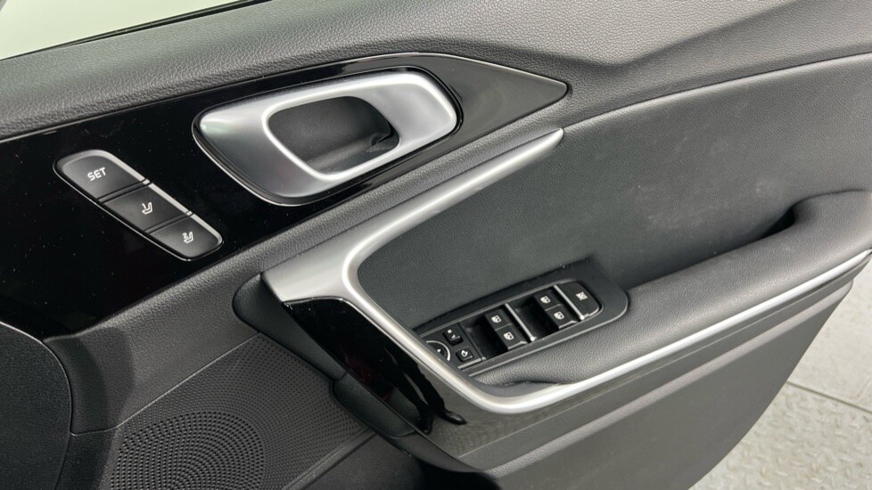 Used Kia XCeed 2023 for sale - 75776124: Photo 17