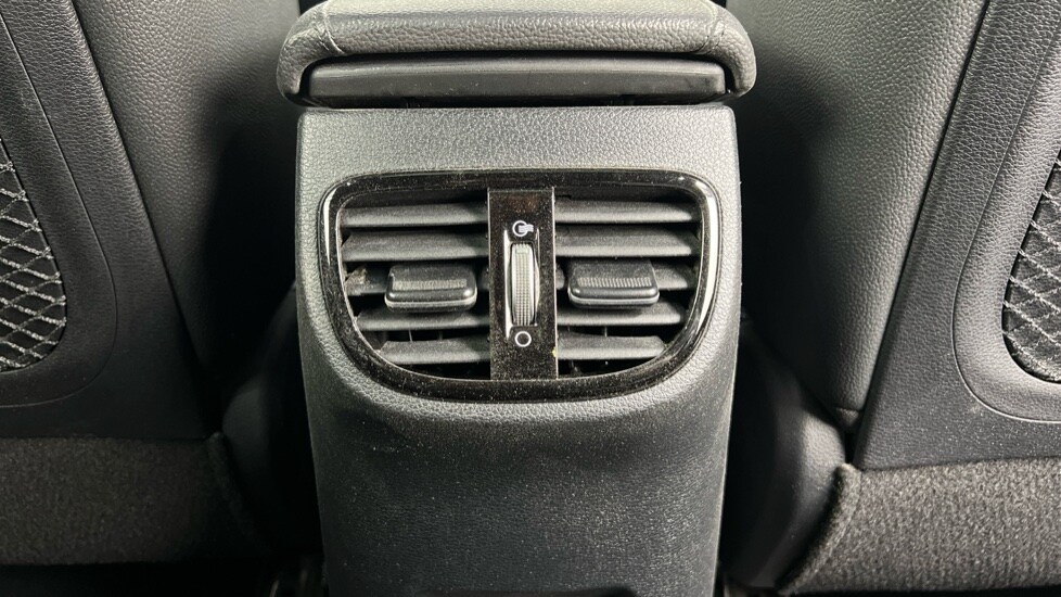 Used Kia XCeed 2023 for sale - 75776124: Photo 28