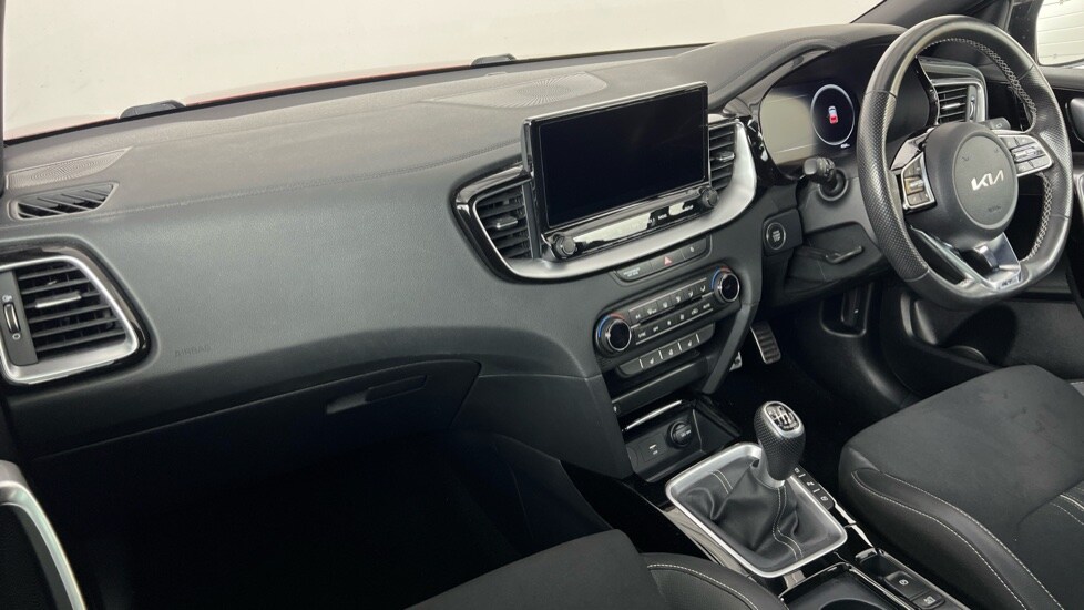 Used Kia XCeed 2023 for sale - 75776124: Photo 3