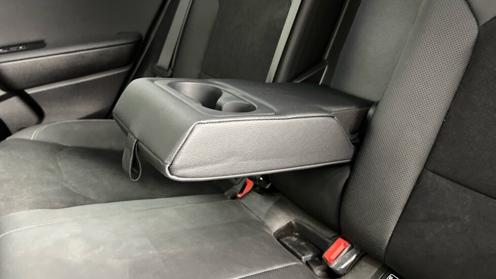 Used Kia XCeed 2023 for sale - 75776124: Photo 32
